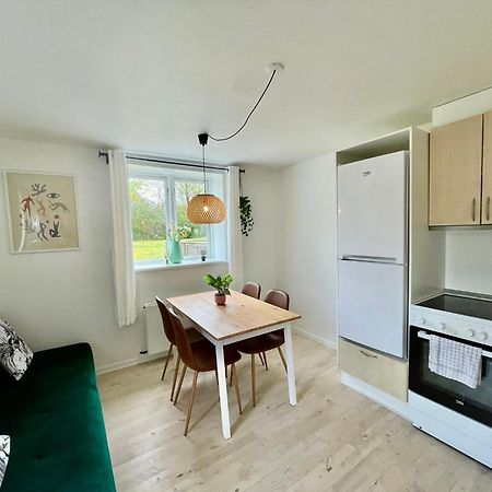 5 Minute Walk To Lego House - 50M2 Apartment With Garden / A Unit Billund Ngoại thất bức ảnh