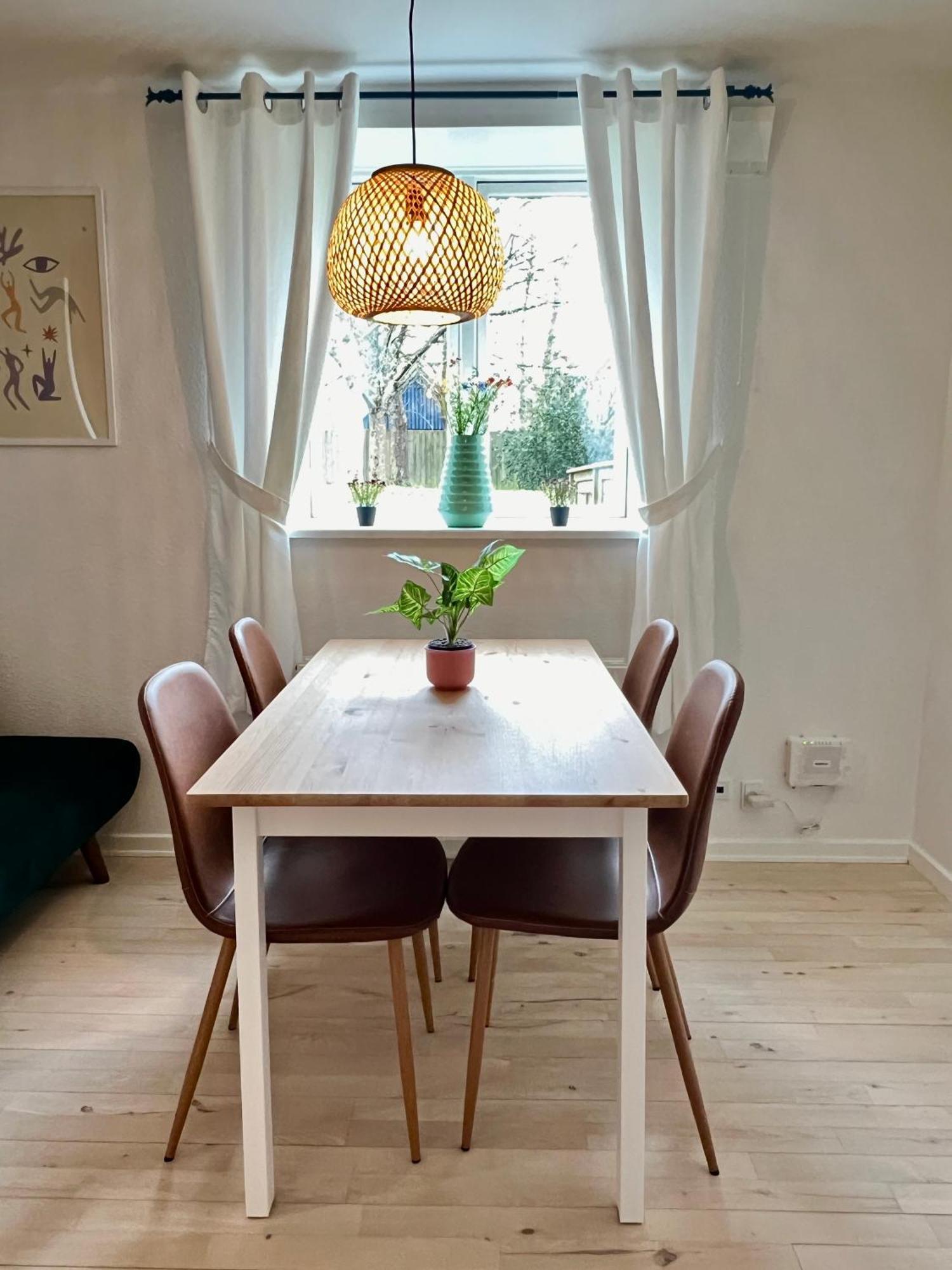 5 Minute Walk To Lego House - 50M2 Apartment With Garden / A Unit Billund Ngoại thất bức ảnh